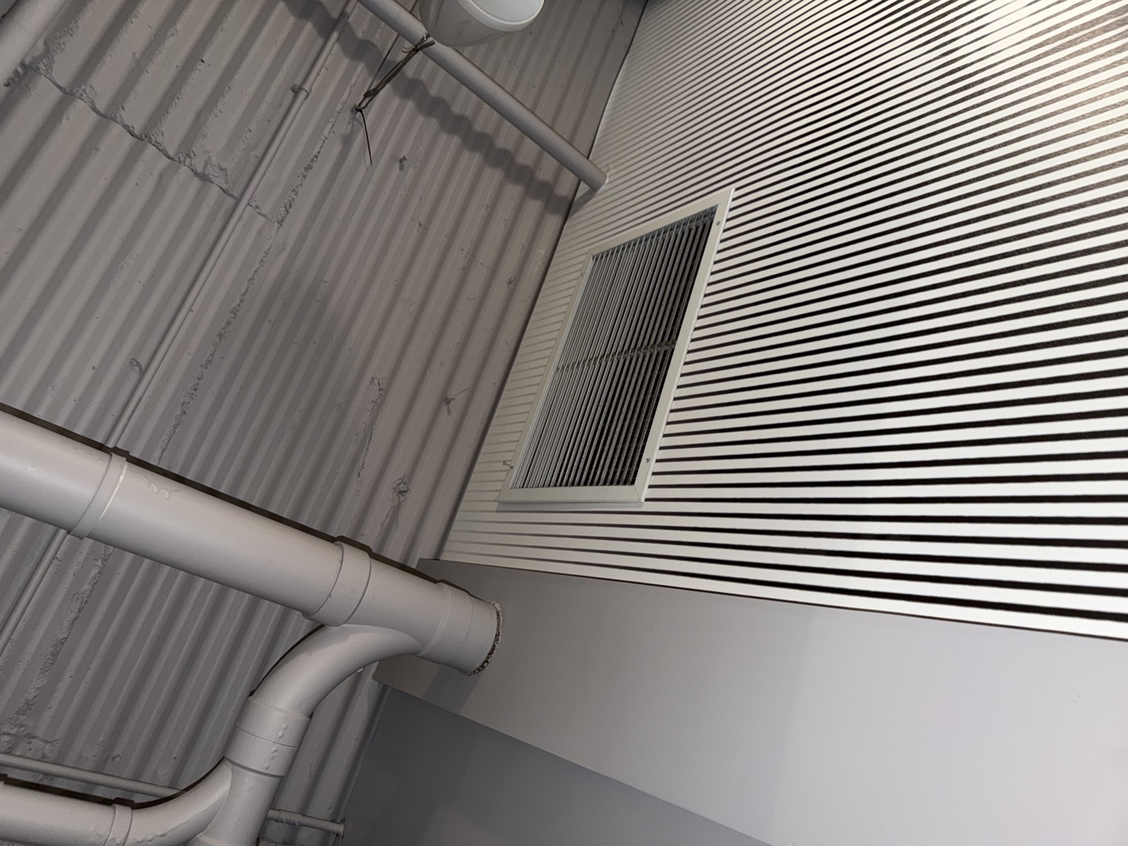 Community Room - Vent
